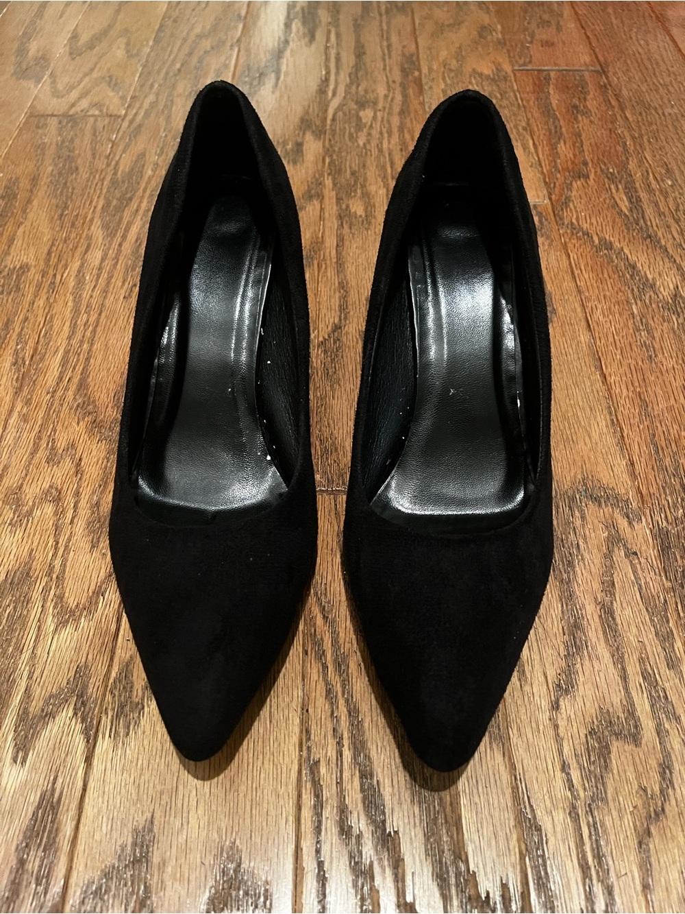 Classic Pointed Toe Black Pumps for Women